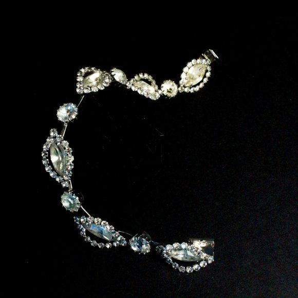 Weiss Signed Designer Foiled Back Rhinestone Chaton Crystal Diamante Bracelet - Picture 3 of 7
